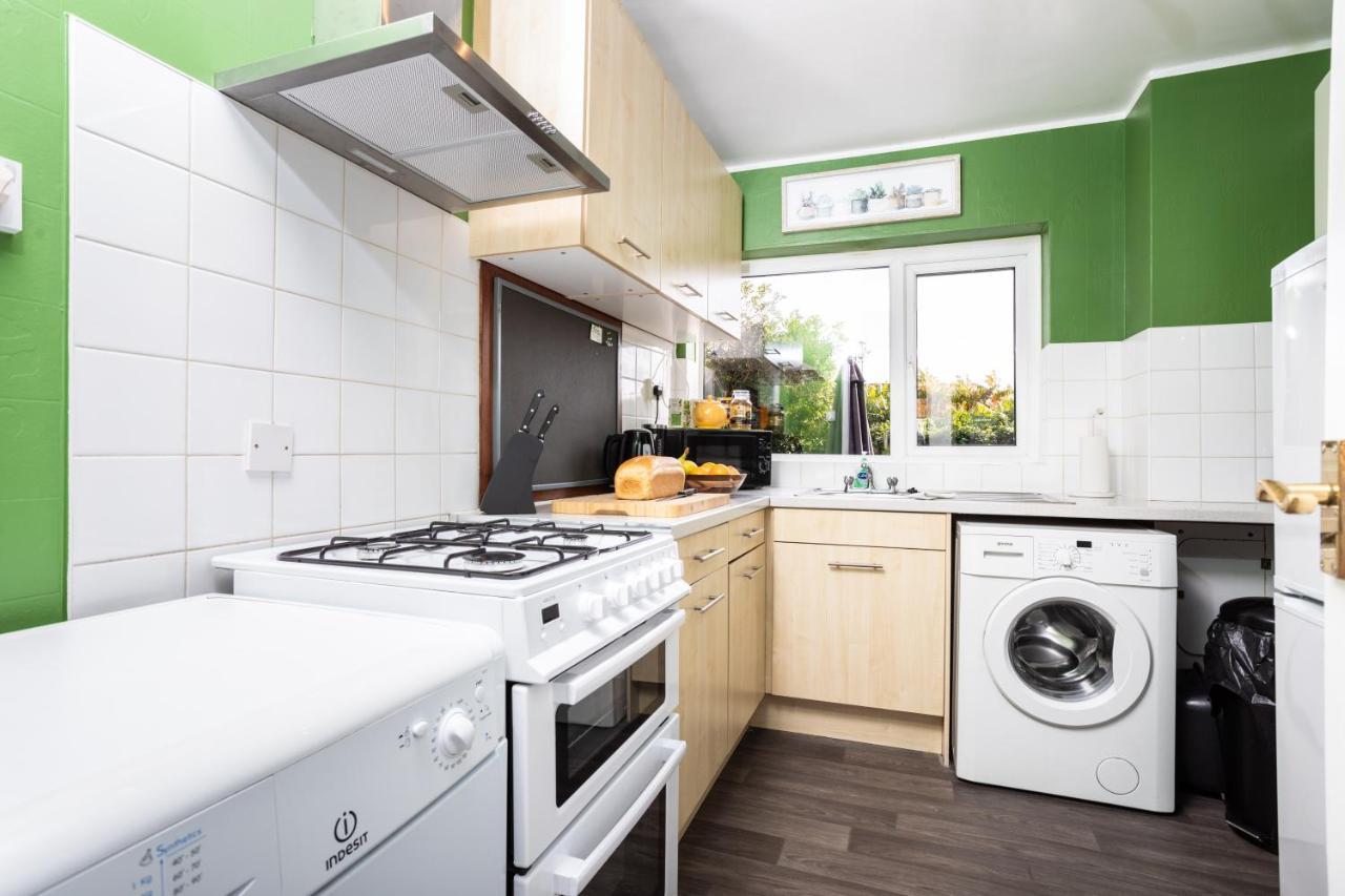 Perfect For Contractors - Canterbury - Free Parking - Ultra Wifi Eksteriør bilde