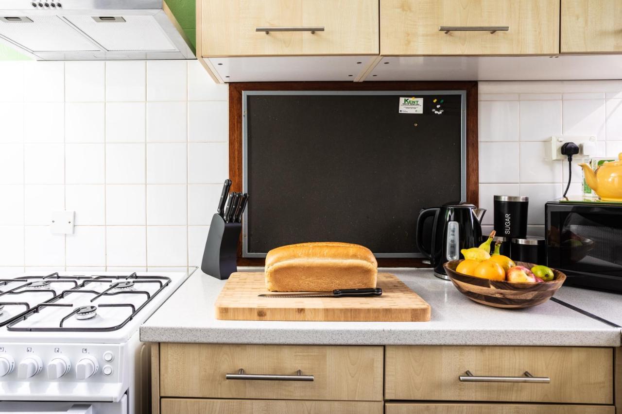 Perfect For Contractors - Canterbury - Free Parking - Ultra Wifi Eksteriør bilde